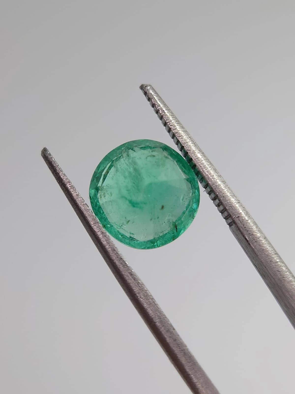 2.65ct Natural Green Emerald Round Cut From Panjshir Afghanistan — view 3